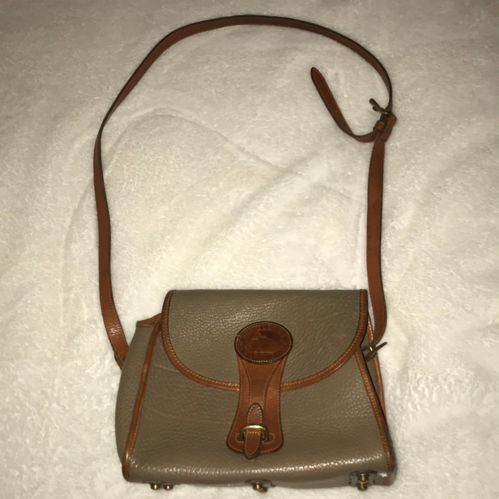 Vintage Dooney and Burke crossbody purse
